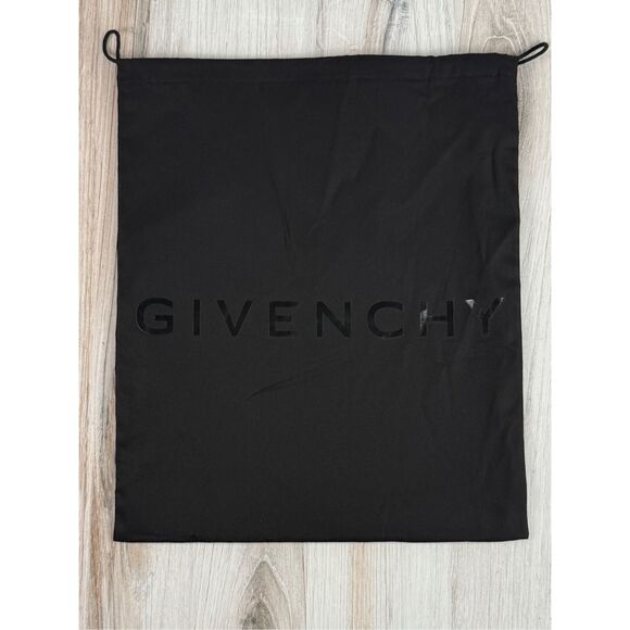 13” x 15.25” Givenchy Dustbag Dust Bag (Item# 0562) - Picture 1 of 4